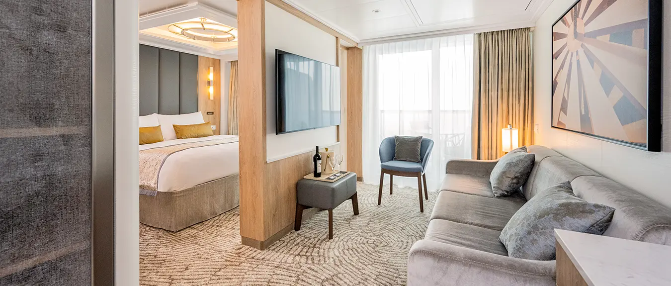 聖殿標準套房艙-客廳