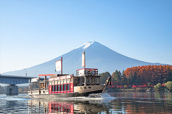 東京FUN暑假》迪士尼樂園.水族館海豚秀.富士動物園.河口湖遊覽船5日