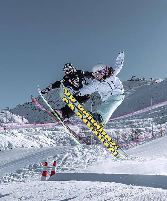 新疆將軍山滑雪場雙版滑雪