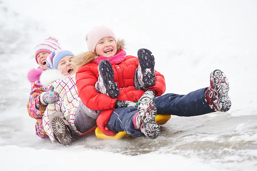 雪盆玩雪樂趣 雪盆玩雪樂趣