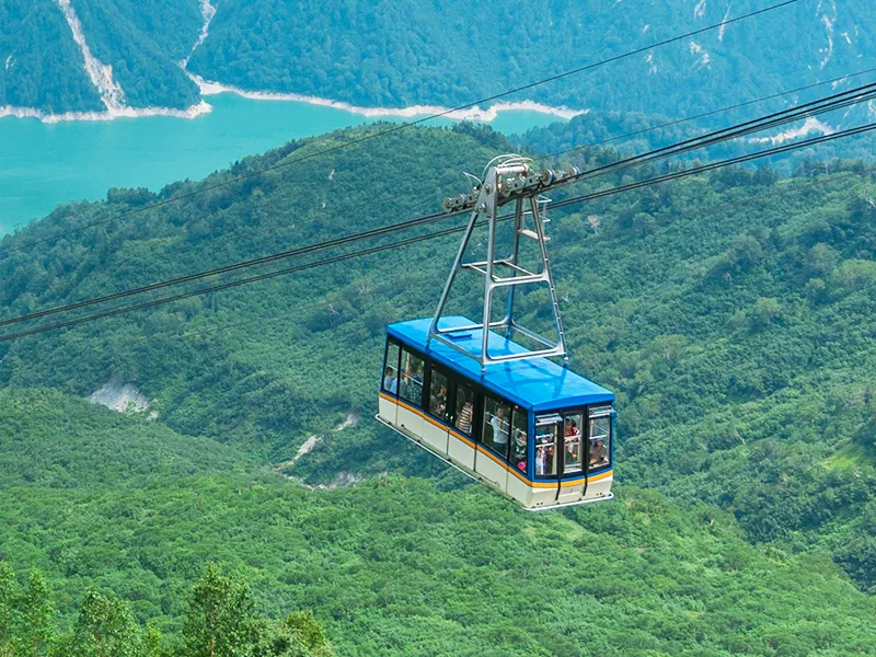立山黑部夏季纜車