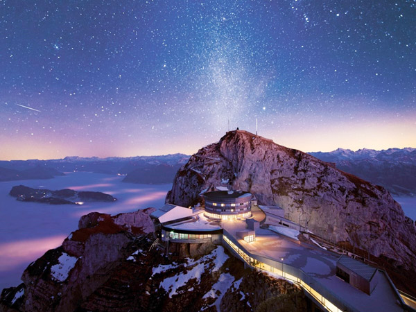 皮拉圖斯山頂飯店.德國童話城堡.阿爾卑斯小鎮.快線景觀列車10日