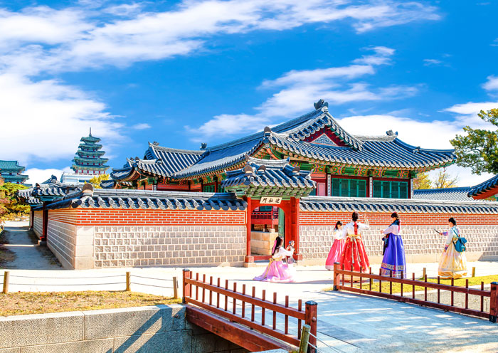 韓國FUN暑假》樂天雙主題.愛寶遊樂園.景福宮韓服遊.乙晚五星飯店5日