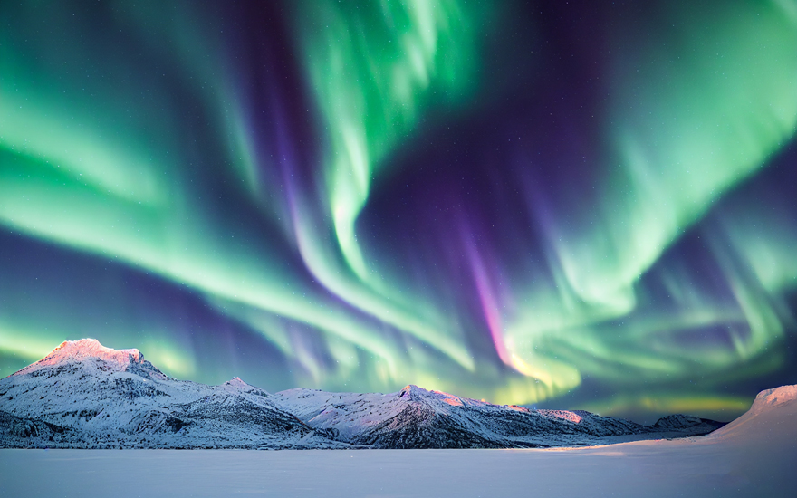 芬蘭幸福極光》極光玻璃屋.帝王蟹雪橇車.聖誕老人村.冰雪歷險體驗9日